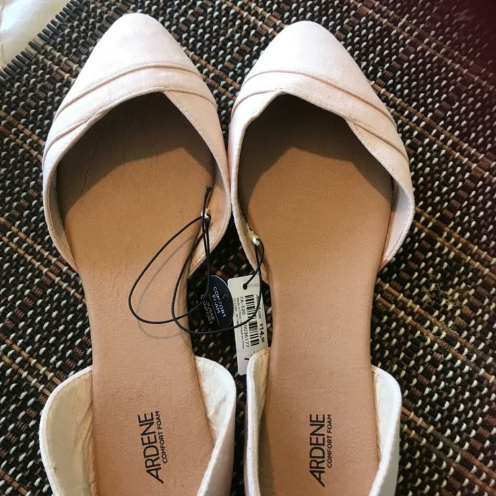 free with any purchase over $50,new never worn